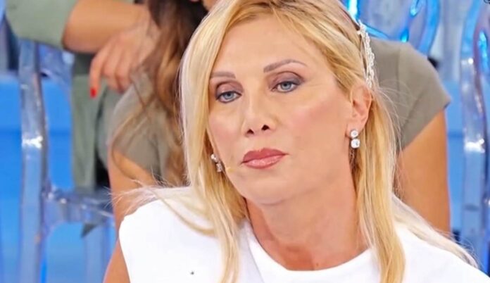 Sabrina - Uomini e donne trono over